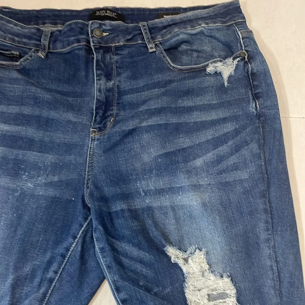 Judy Blue High Rise Destroyed Skinny Fit Denim Blue Jeans Sz 14W JB82172 Stretch